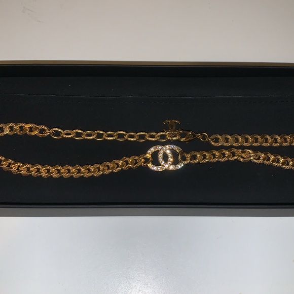 2024 Beautiful Chanel Chocker with thick chain - Picture 4 of 10